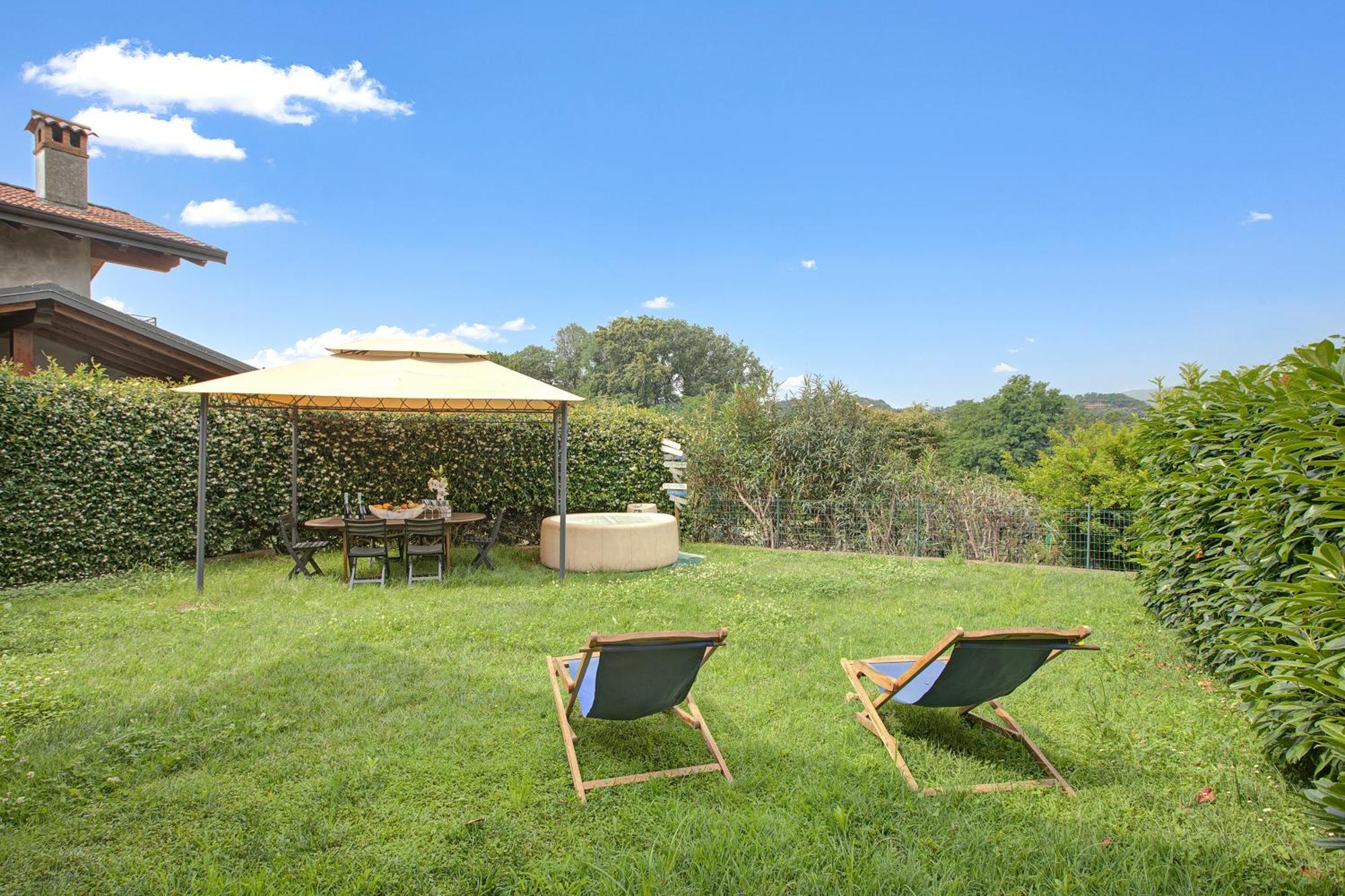 La Luna Nel Lago Lake View Garden - Happy Rentals Испра Экстерьер фото